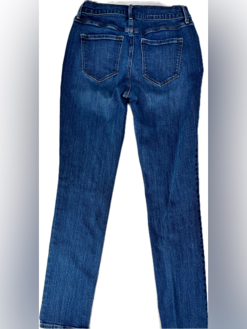 Old Navy Women's Curvy, Mid-rise  Jeans, size 2 - Picture 2 of 12